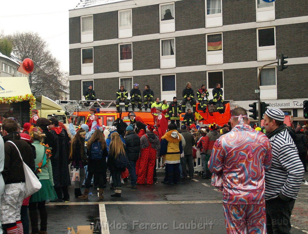 Feuerwehr Rettungsdienst Koelner Rosenmontagszug 2010 P015.JPG